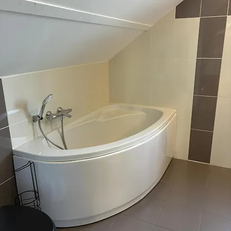 Terracotta - Maison Avec Jacuzzi - Jardin - 8 Pers Ανζέρ